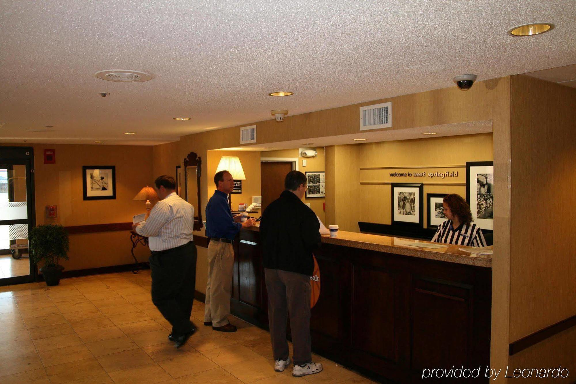 Hampton Inn West Springfield Interior photo